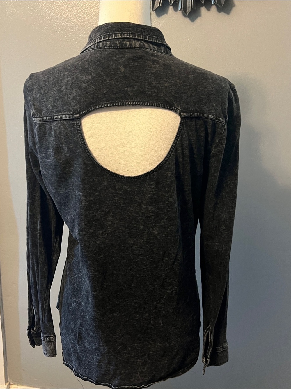 Rock & Republic Washed Black Long-Sleeve Button-Down Shirt with back cut out